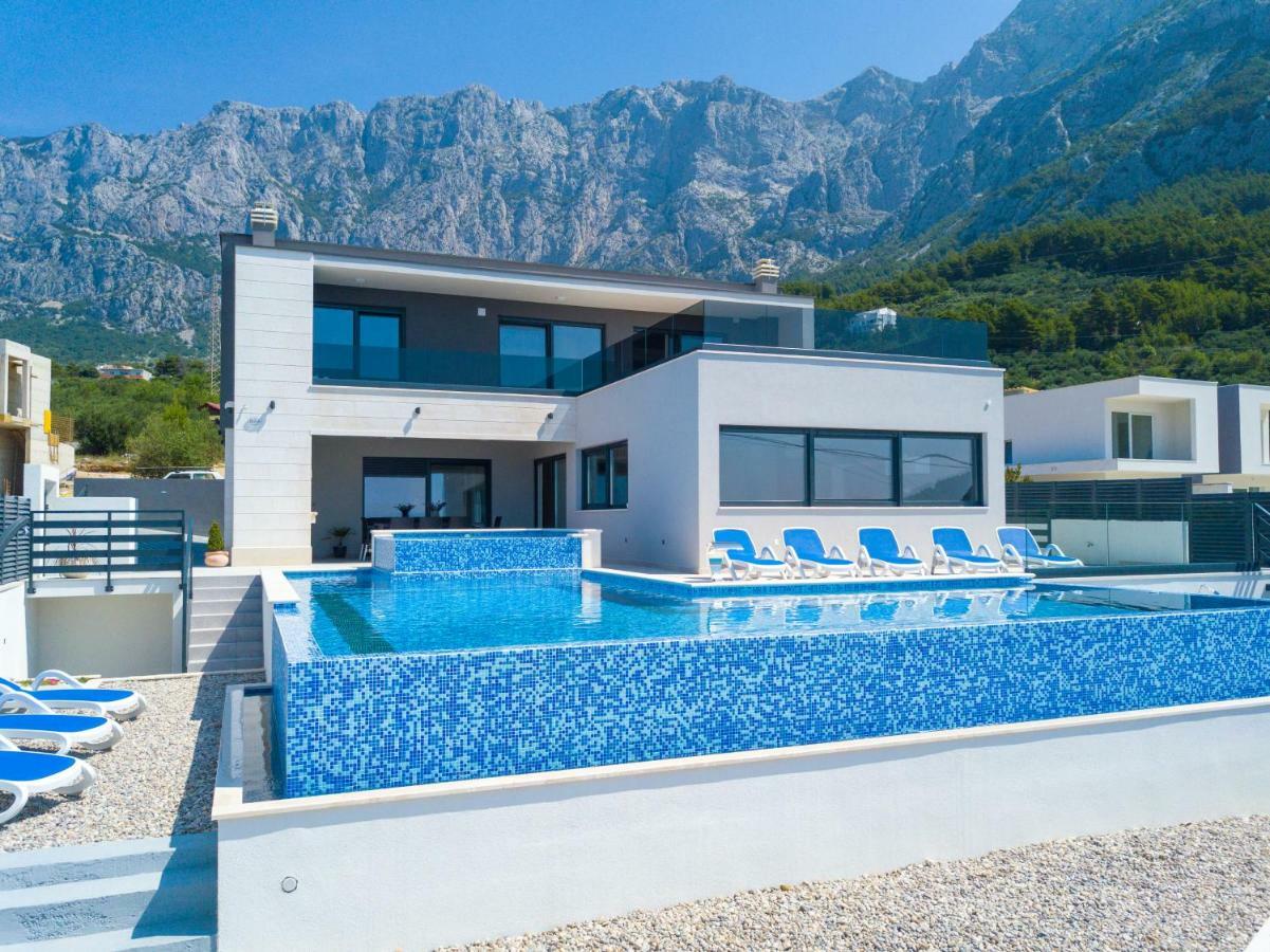 Luxury Villa High Hopes With Pool Makarska Exterior foto